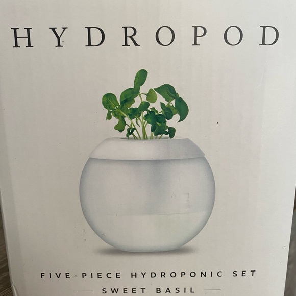 BNIB SWEET BASIL 🌿 PLANTER - Picture 3 of 4